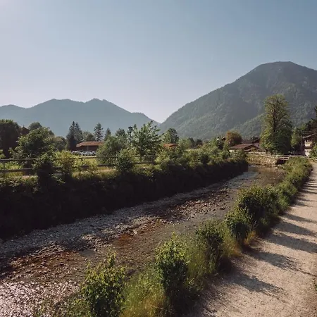 - Am Tegernsee Апартаменты *