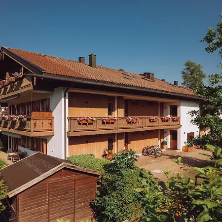 - Am Tegernsee Апартаменты