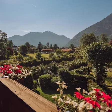 - Am Tegernsee Апартаменты *